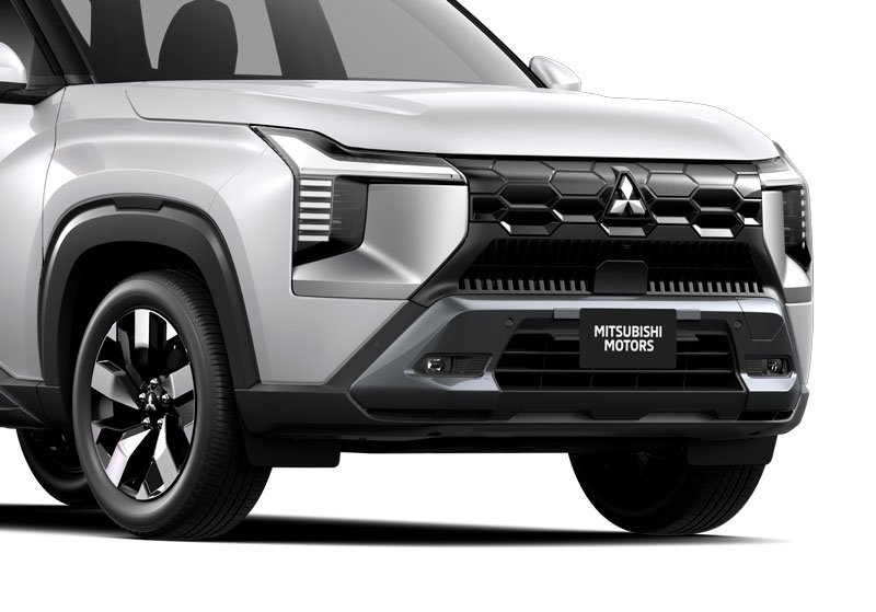 eksterior mitsubishi destinator