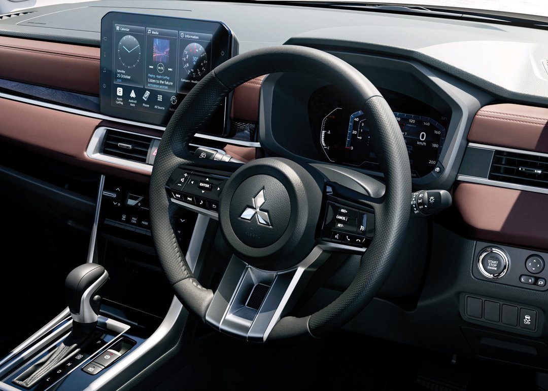 interior xpander cross