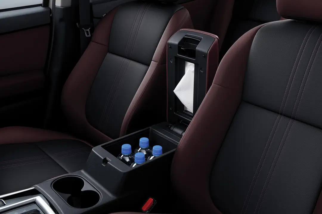 Interior Xpander cross
