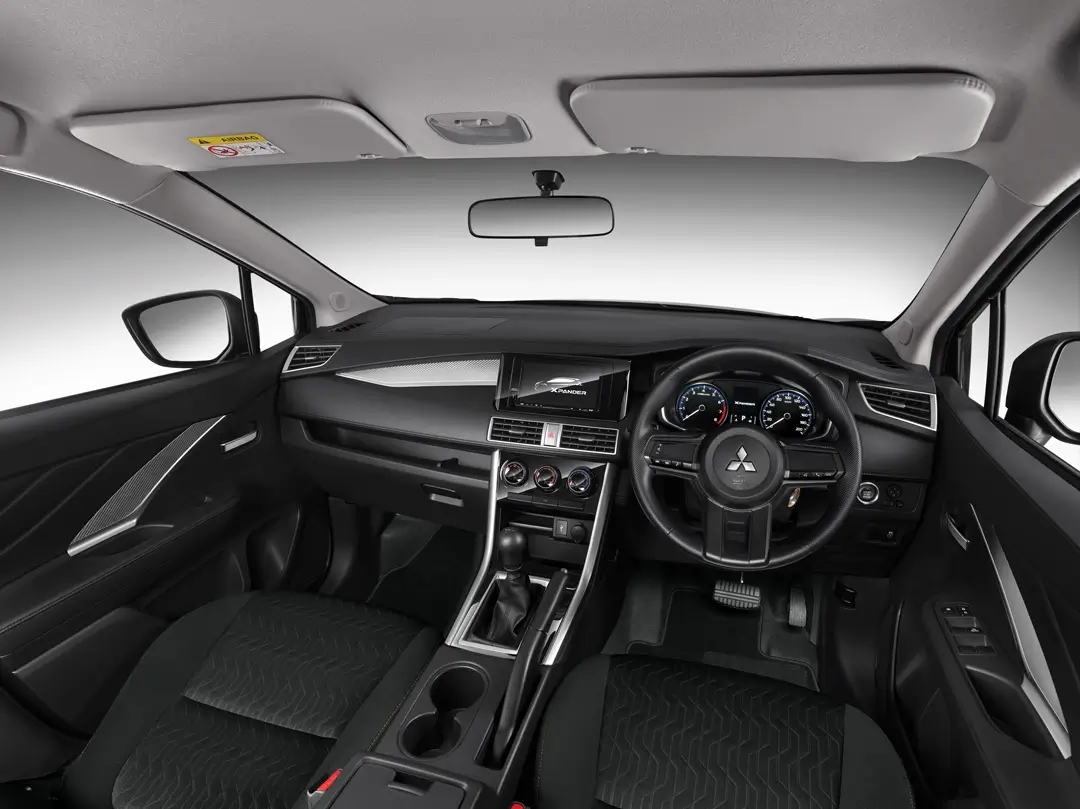Interior Xpander